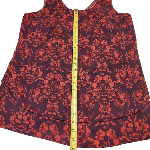CAbi #3258 Womens Modern Cameo Print Tank Sz Small Purple Red Curtain Back - Picture 8 of 10